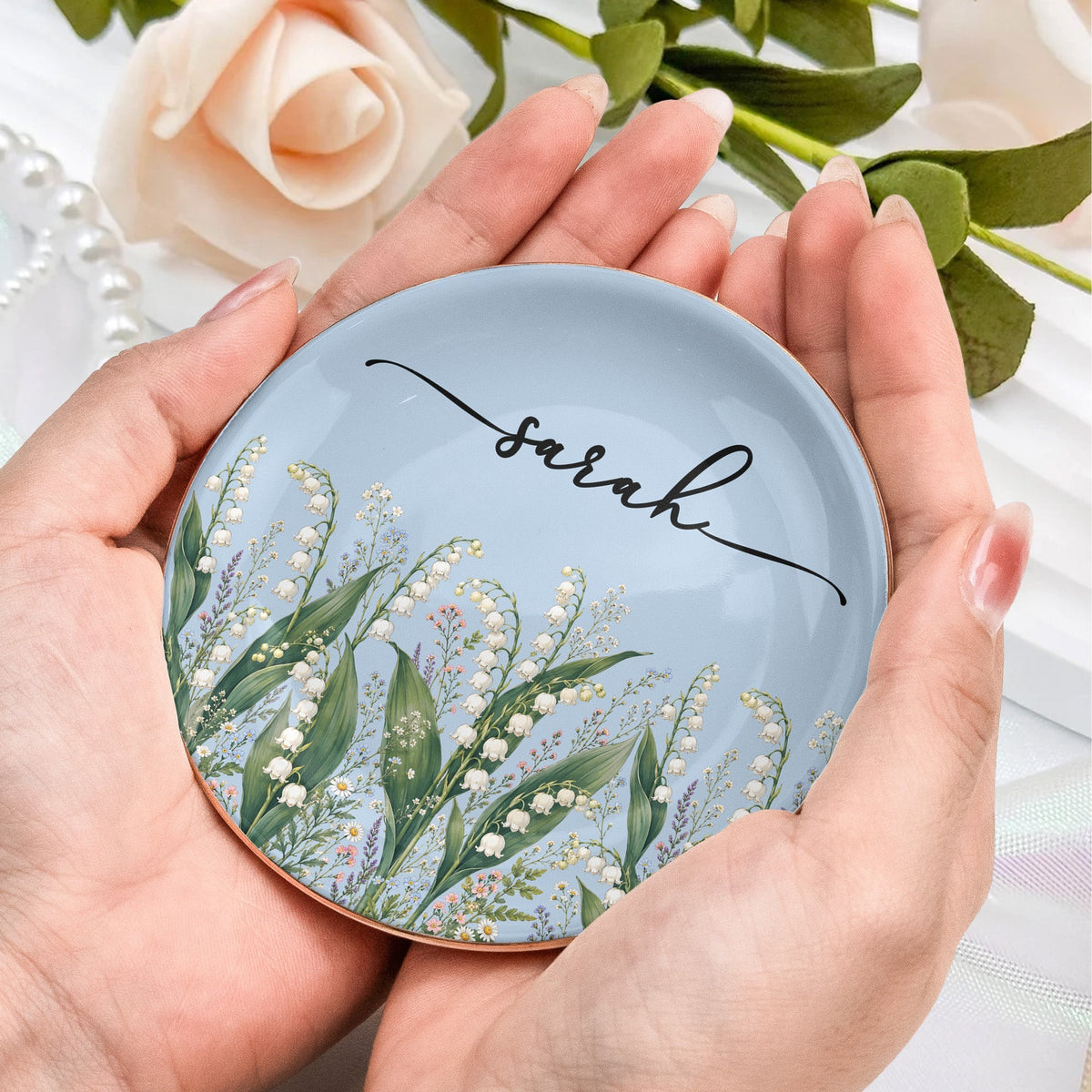 Custom Birth Flower & Name For Her, Gift For Friends, Coworkers, Daughters, Sisters - Personalized Jewelry Dish